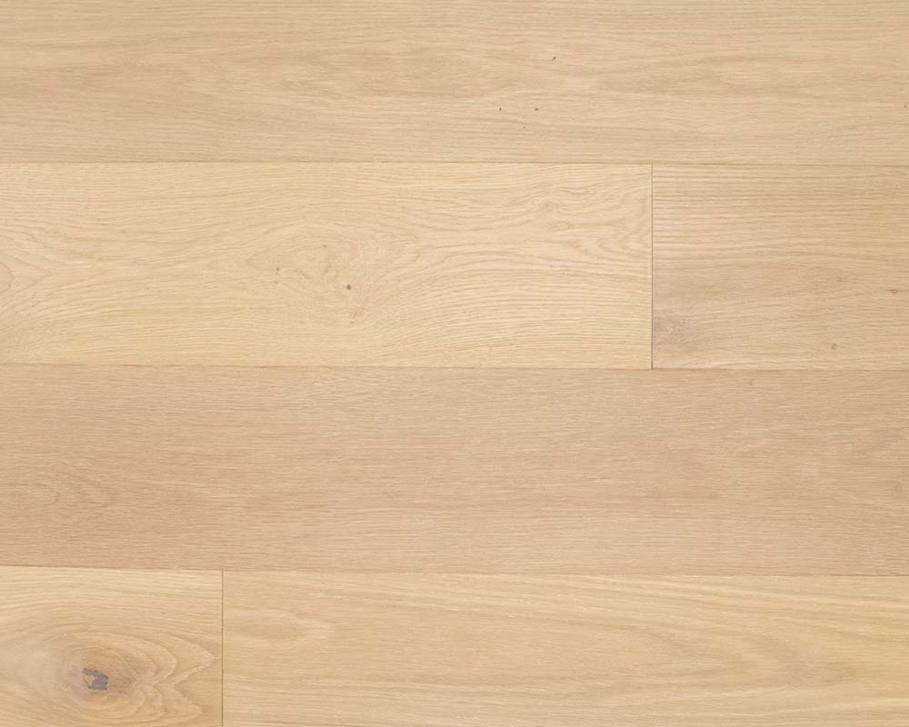 Collection: Royal.<br /> Color: Kensington.<br /> Width: 7.5".<br /> Thickness: 1/2". <br /> Sku: 50171